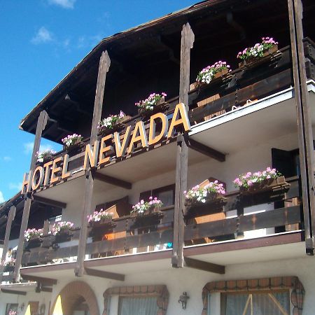 Hotel Nevada Campitello di Fassa Esterno foto