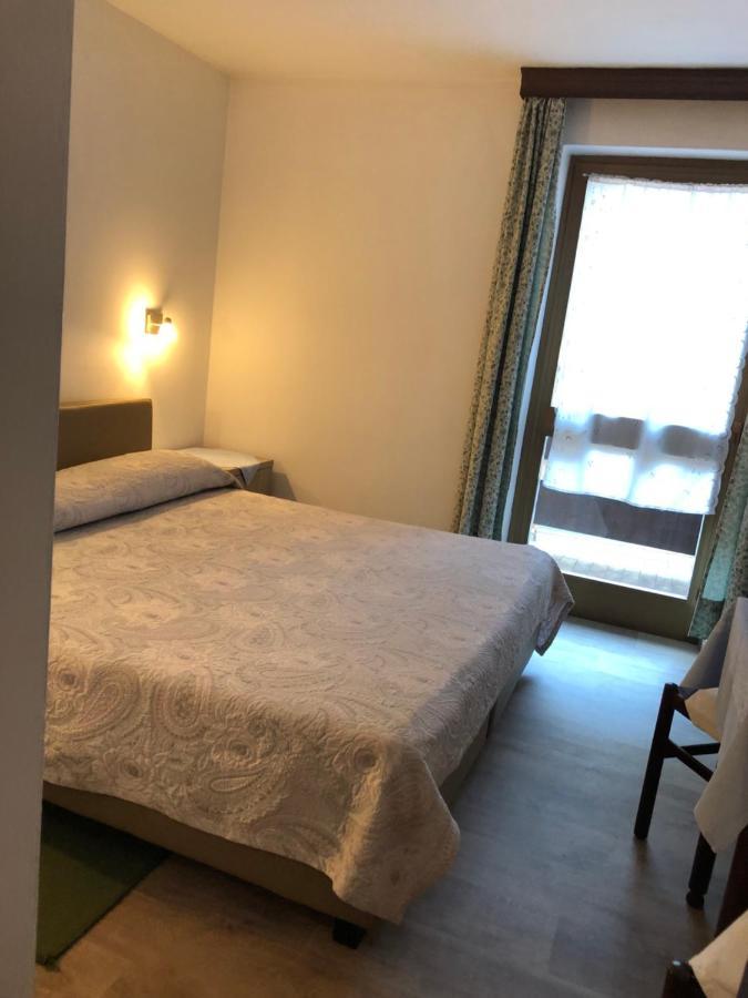 Hotel Nevada Campitello di Fassa Esterno foto